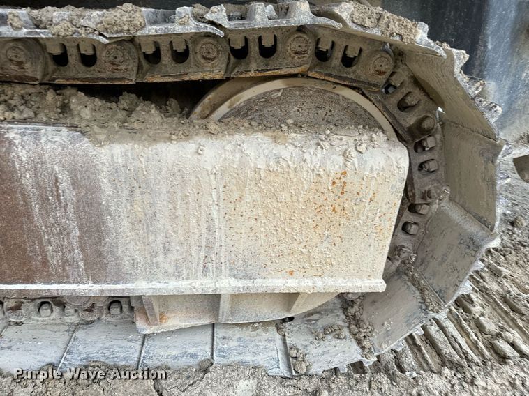 image for item DO2208 2013 Sandvik QA451  screening plant