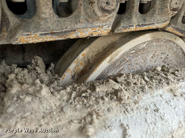 image for item DO2208 2013 Sandvik QA451  screening plant