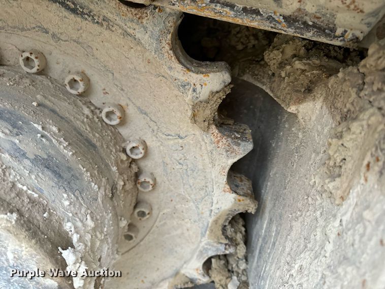 image for item DO2208 2013 Sandvik QA451  screening plant