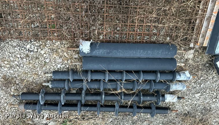 image for item DO2208 2013 Sandvik QA451  screening plant