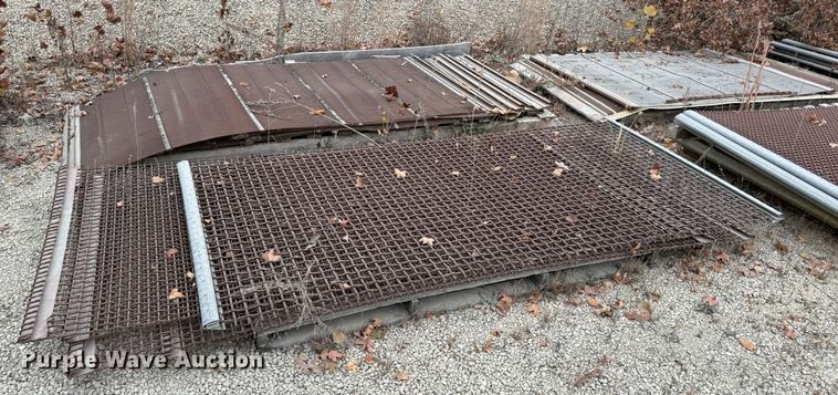 image for item DO2208 2013 Sandvik QA451  screening plant