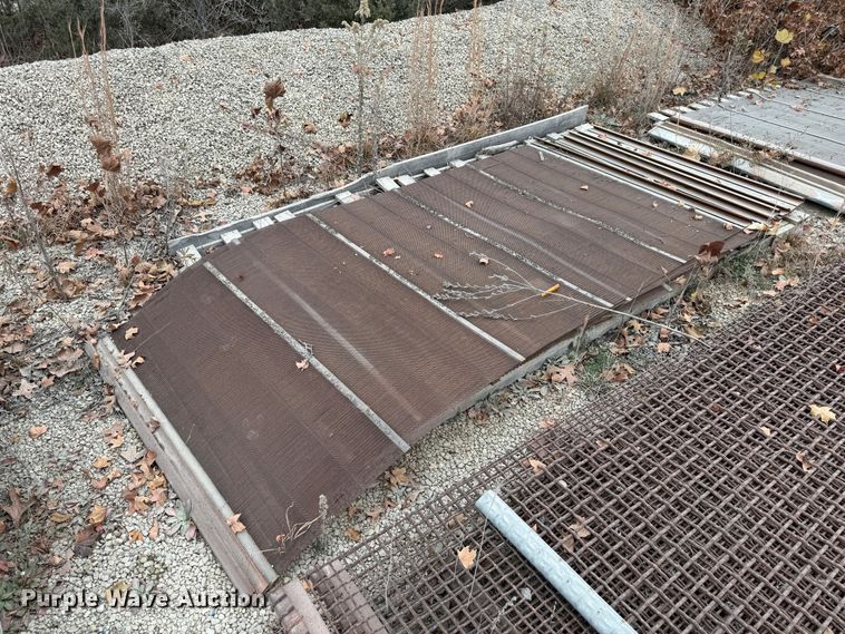 image for item DO2208 2013 Sandvik QA451  screening plant