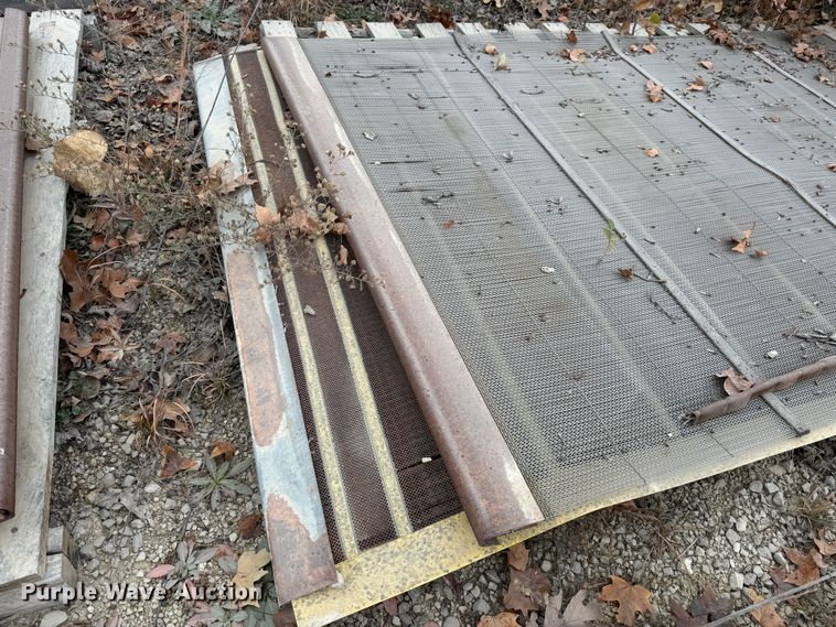 image for item DO2208 2013 Sandvik QA451  screening plant