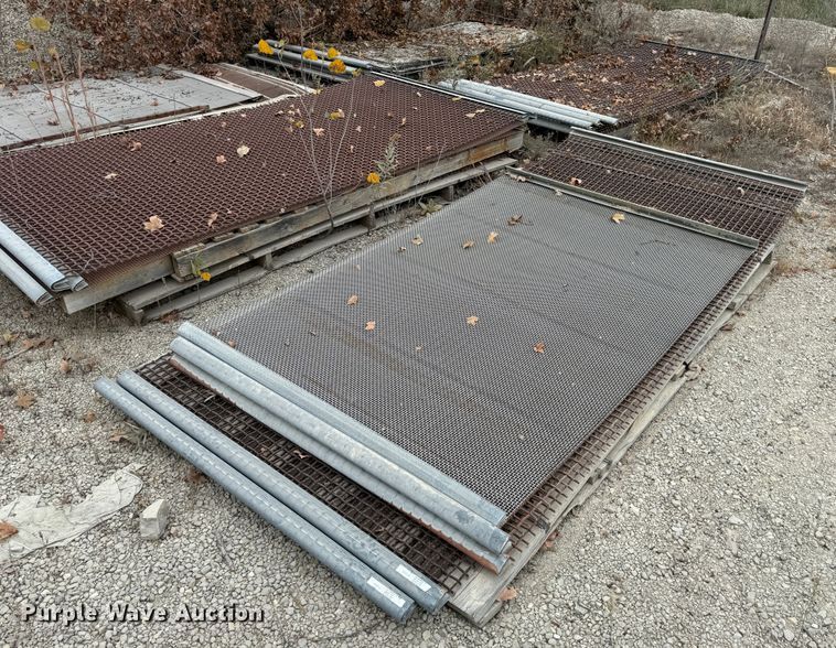 image for item DO2208 2013 Sandvik QA451  screening plant