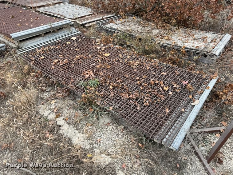 image for item DO2208 2013 Sandvik QA451  screening plant