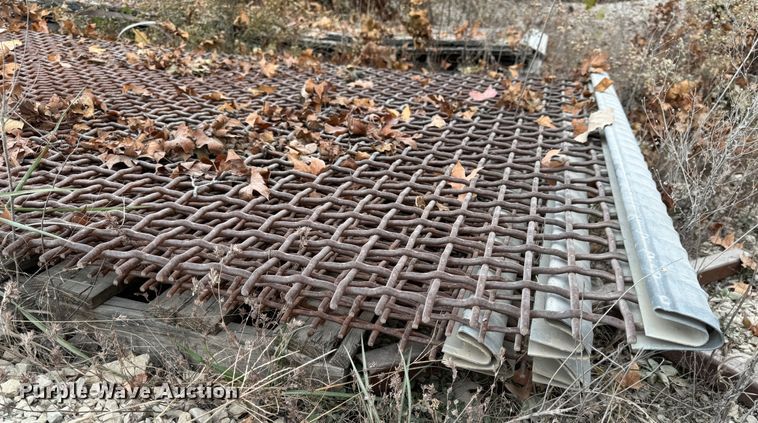 image for item DO2208 2013 Sandvik QA451  screening plant