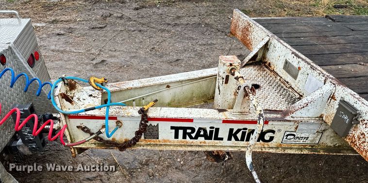image for item DO2209 2000 Trail King TK20-2400  equipment trailer