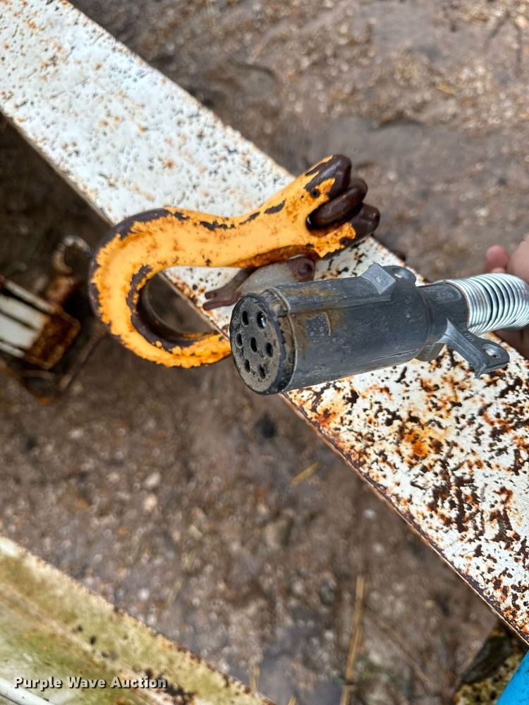 image for item DO2209 2000 Trail King TK20-2400  equipment trailer