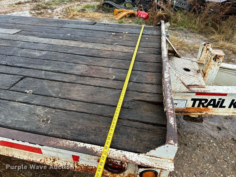 image for item DO2209 2000 Trail King TK20-2400  equipment trailer