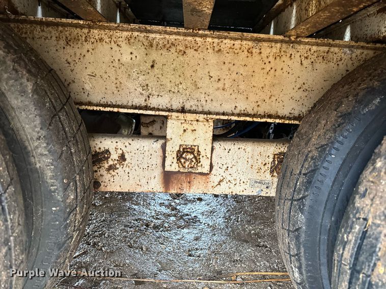 image for item DO2209 2000 Trail King TK20-2400  equipment trailer