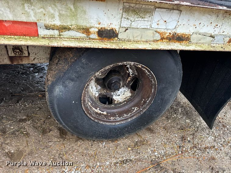 image for item DO2209 2000 Trail King TK20-2400  equipment trailer