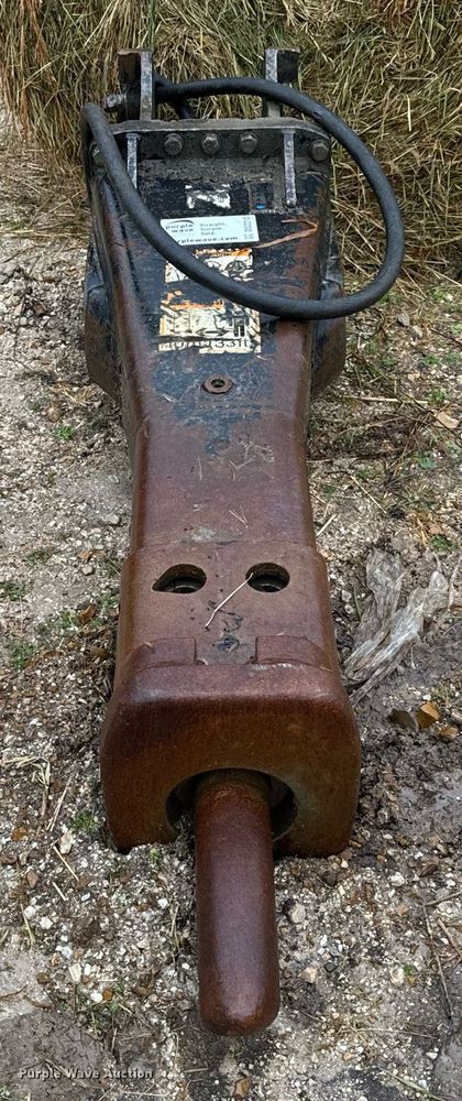 image for item DO2210 Caterpillar H115  breaker