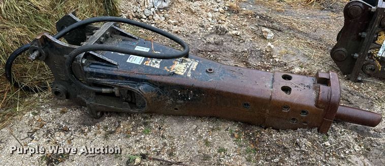 image for item DO2210 Caterpillar H115  breaker