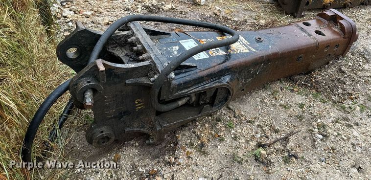 image for item DO2210 Caterpillar H115  breaker