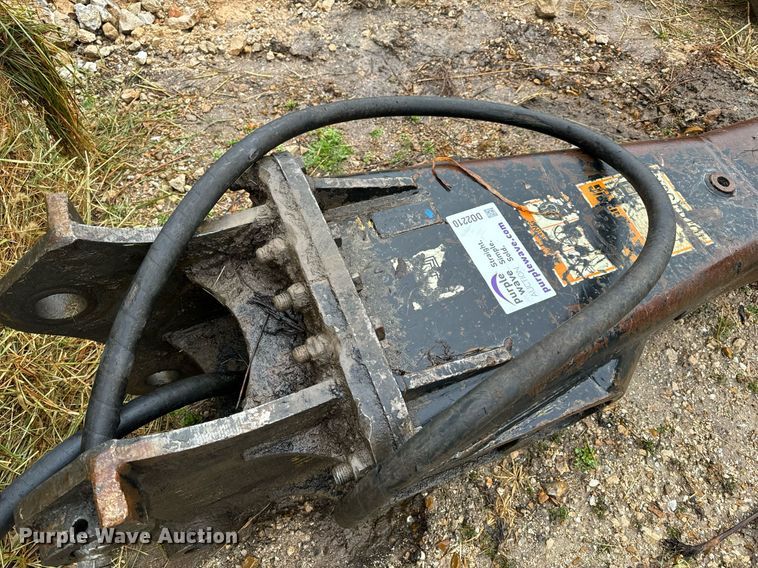 image for item DO2210 Caterpillar H115  breaker