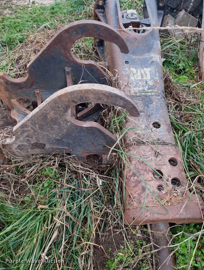 image for item DO2210 Caterpillar H115  breaker