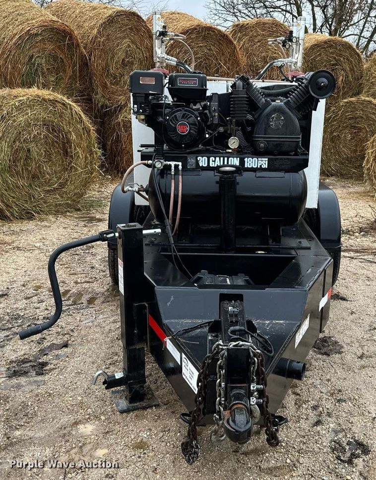 image for item DO2212 Shop built  lube trailer