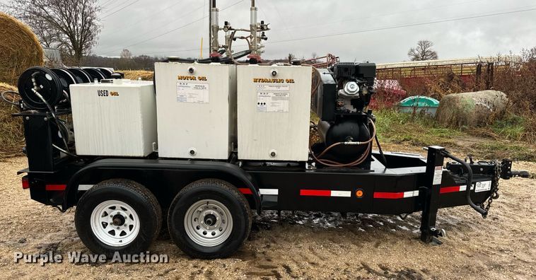 image for item DO2212 Shop built  lube trailer