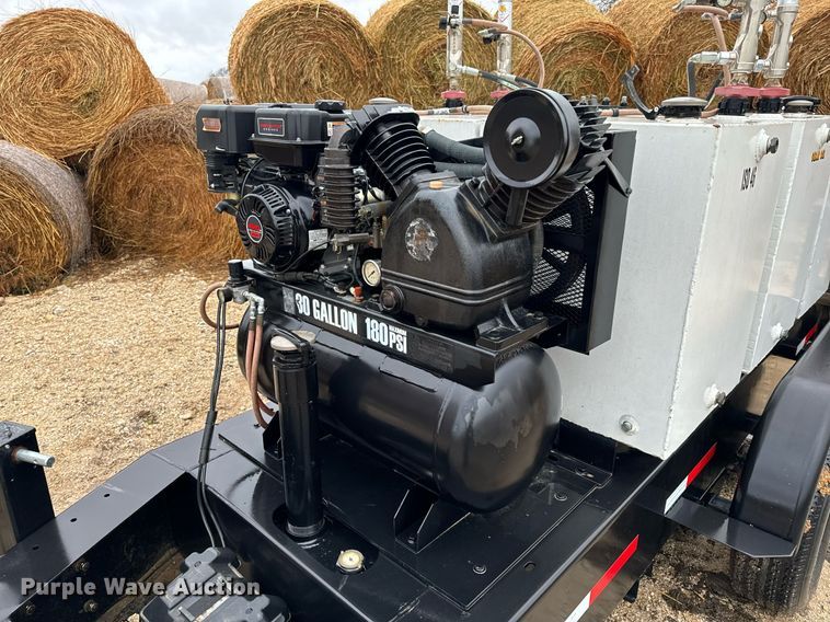 image for item DO2212 Shop built  lube trailer