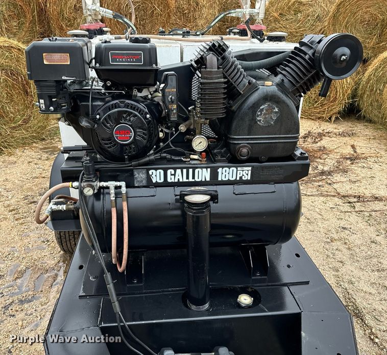 image for item DO2212 Shop built  lube trailer