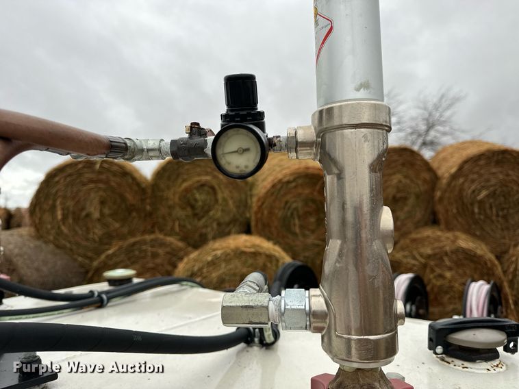 image for item DO2212 Shop built  lube trailer