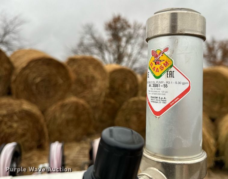 image for item DO2212 Shop built  lube trailer