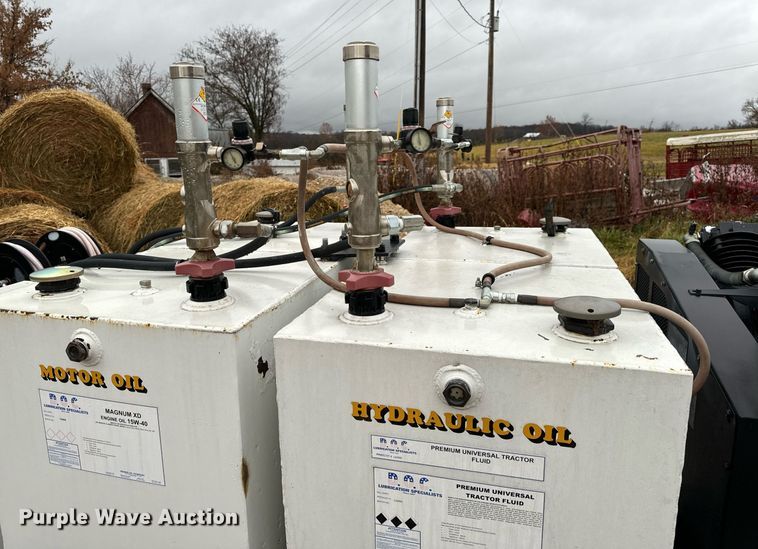 image for item DO2212 Shop built  lube trailer