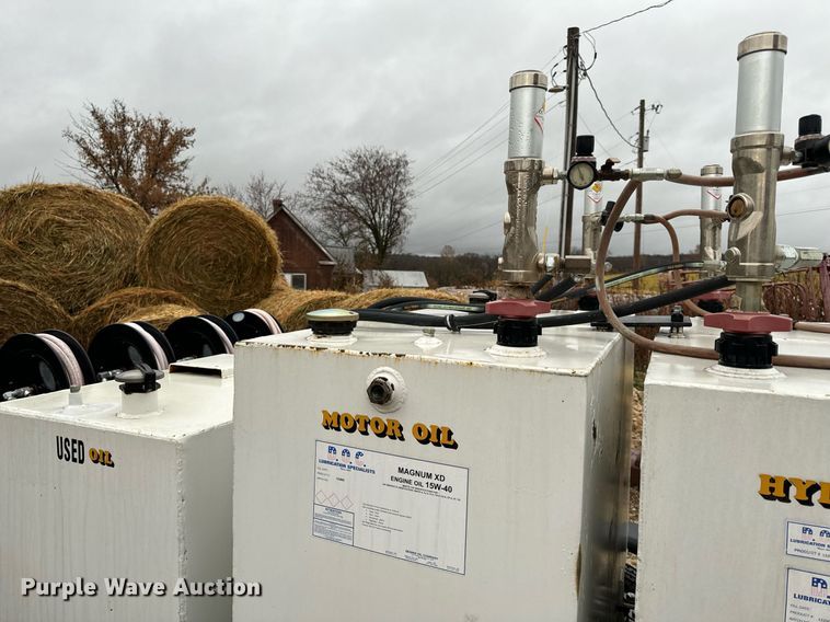 image for item DO2212 Shop built  lube trailer