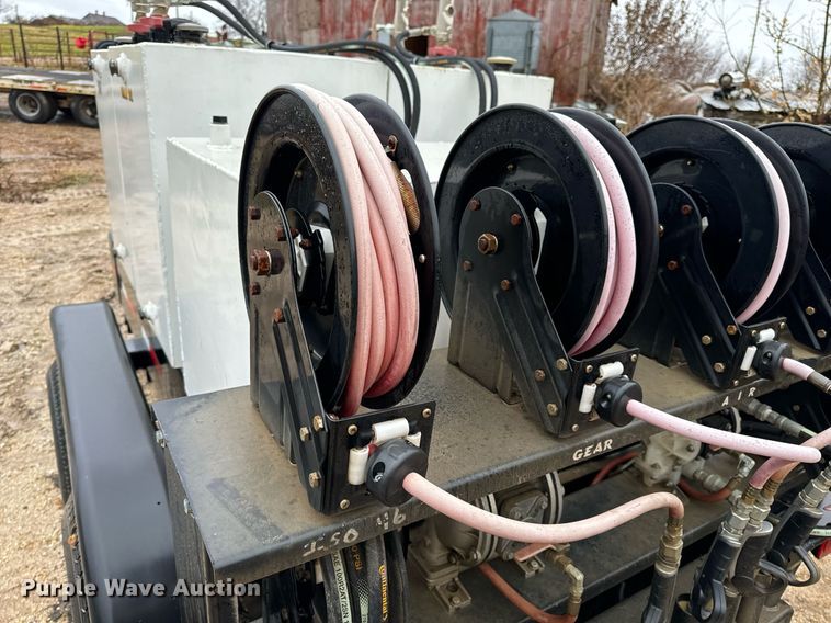 image for item DO2212 Shop built  lube trailer