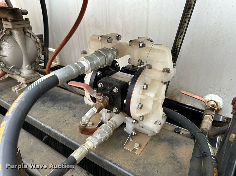 image for item DO2212 Shop built  lube trailer