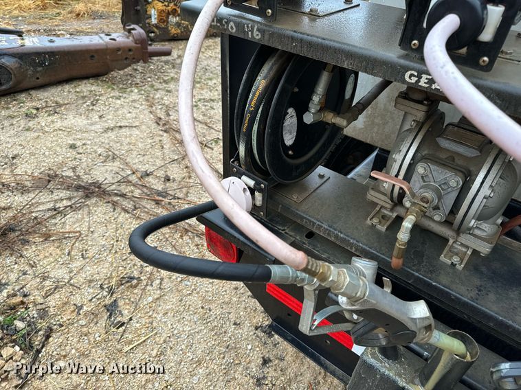 image for item DO2212 Shop built  lube trailer