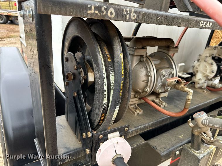 image for item DO2212 Shop built  lube trailer