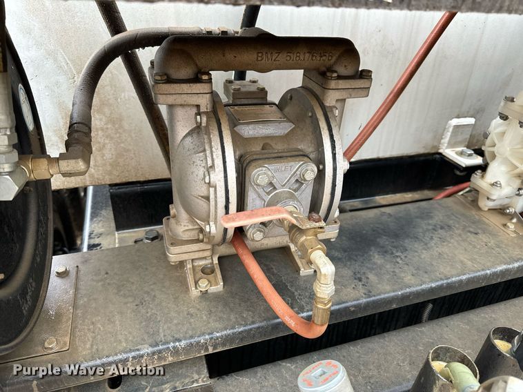 image for item DO2212 Shop built  lube trailer