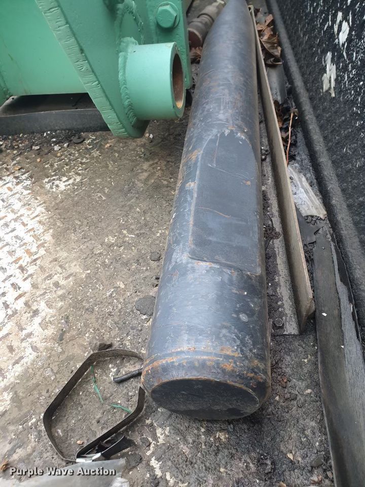 image for item DO2213 Tramac V32  breaker