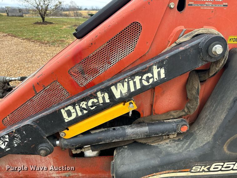 image for item DO2215 2007 Ditch Witch SK650  compact utility loader