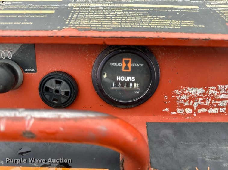 image for item DO2215 2007 Ditch Witch SK650  compact utility loader