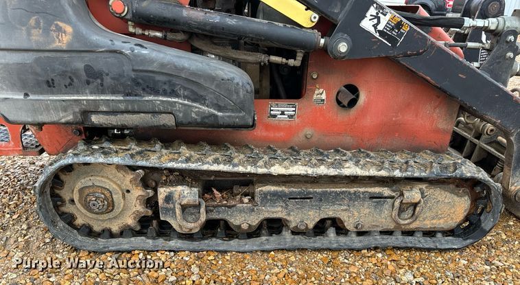 image for item DO2215 2007 Ditch Witch SK650  compact utility loader