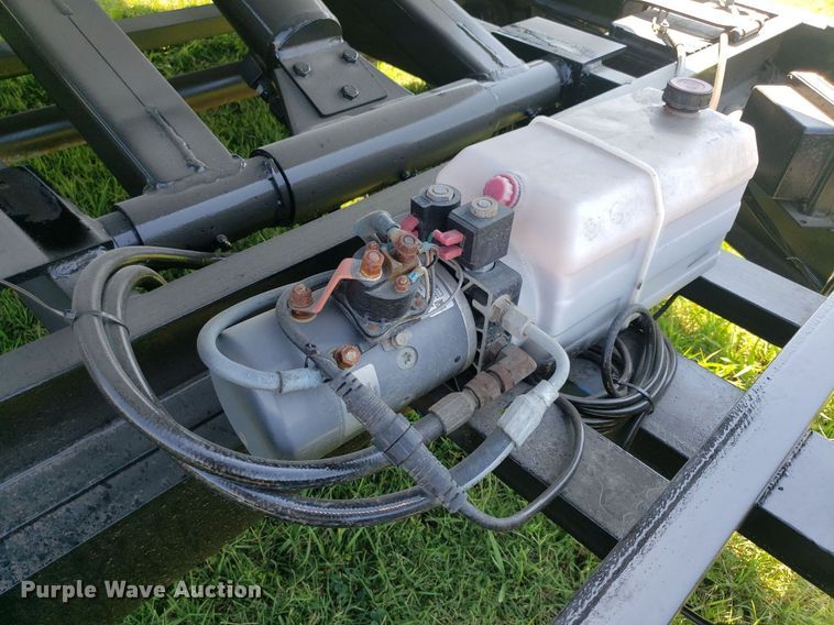 image for item DO3025 1994 Parker Performance Power Hoist  dump trailer