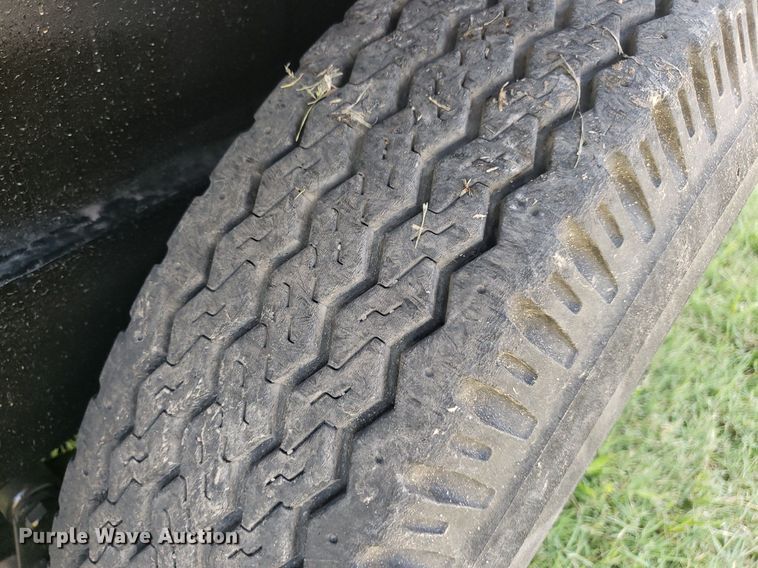 image for item DO3025 1994 Parker Performance Power Hoist  dump trailer