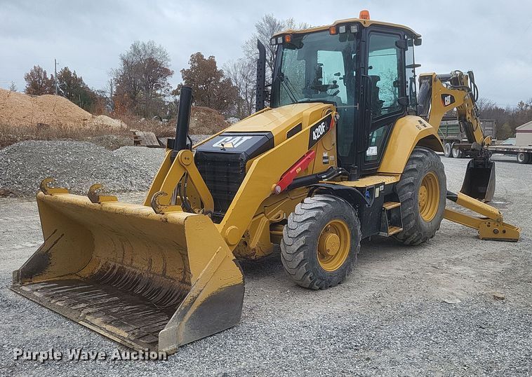 image for item DO4715 2018 Caterpillar 420F2  backhoe