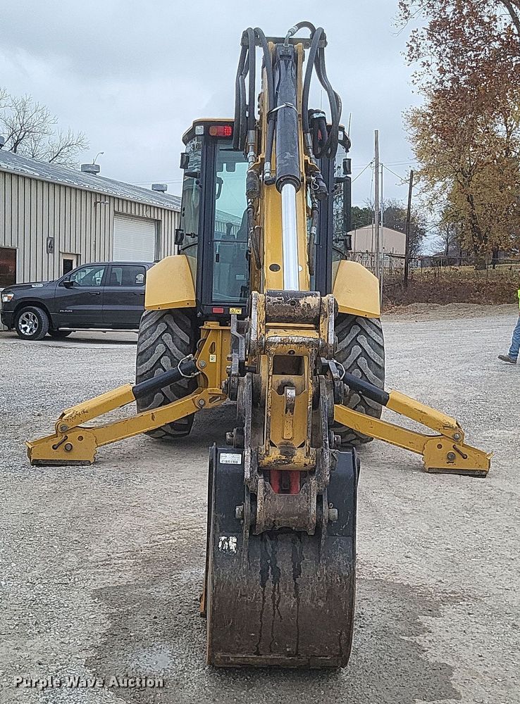 image for item DO4715 2018 Caterpillar 420F2  backhoe