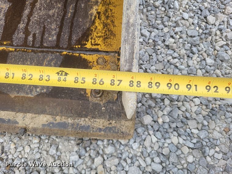 image for item DO4715 2018 Caterpillar 420F2  backhoe