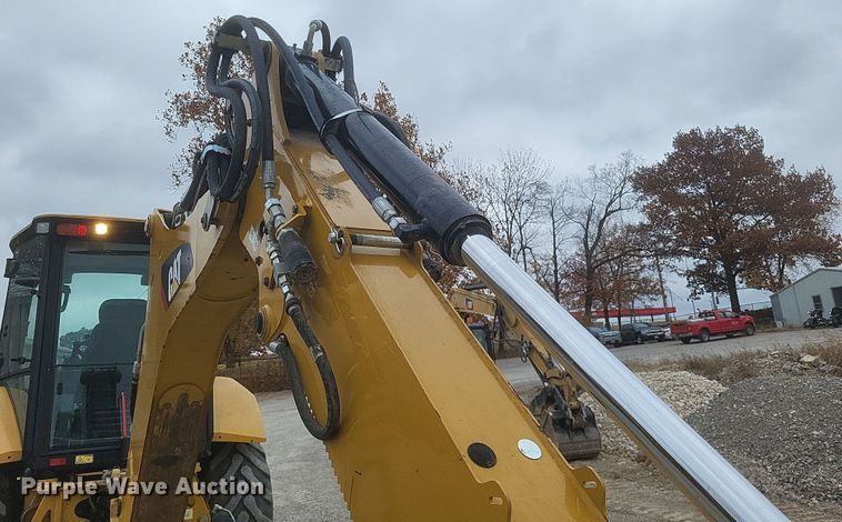 image for item DO4715 2018 Caterpillar 420F2  backhoe