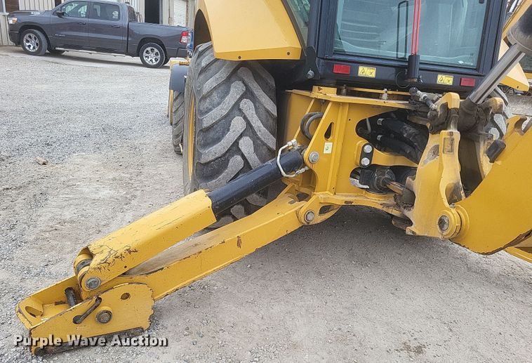 image for item DO4715 2018 Caterpillar 420F2  backhoe