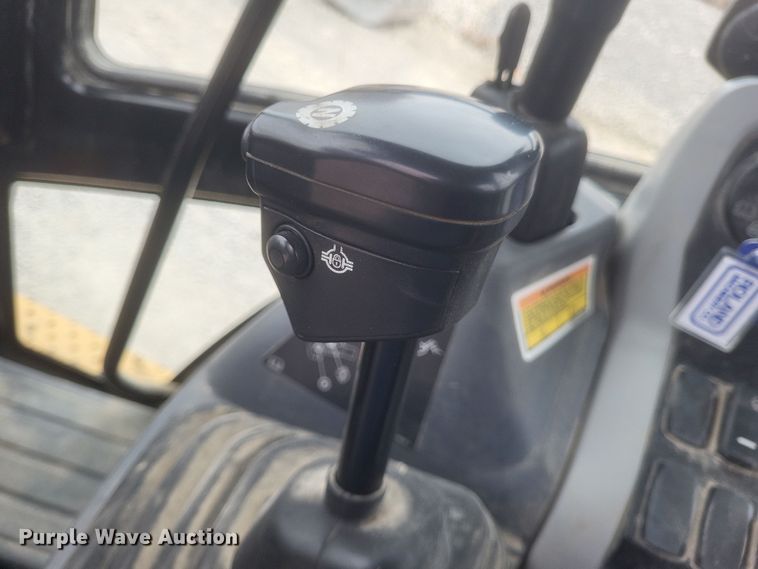 image for item DO4715 2018 Caterpillar 420F2  backhoe