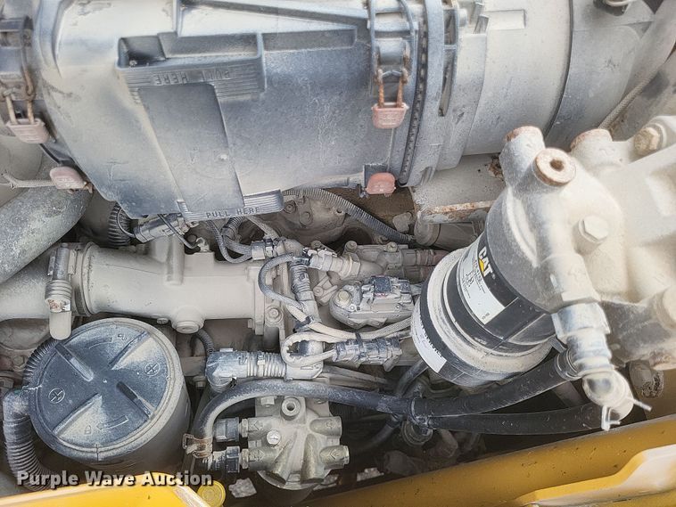 image for item DO4715 2018 Caterpillar 420F2  backhoe