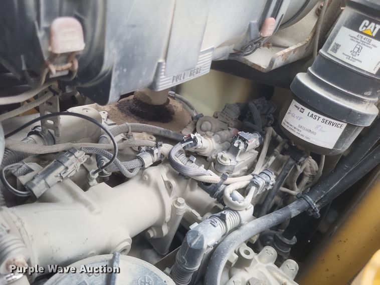 image for item DO4715 2018 Caterpillar 420F2  backhoe