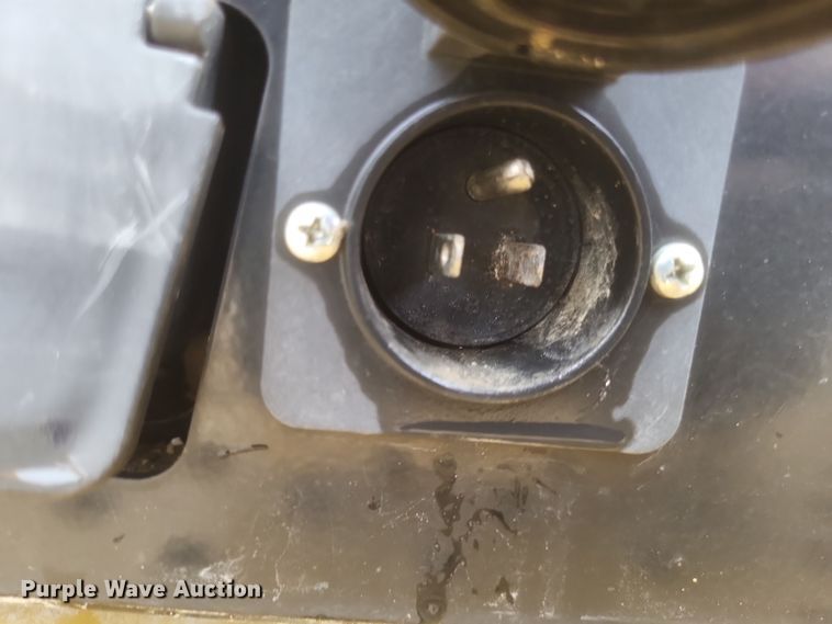 image for item DO4715 2018 Caterpillar 420F2  backhoe