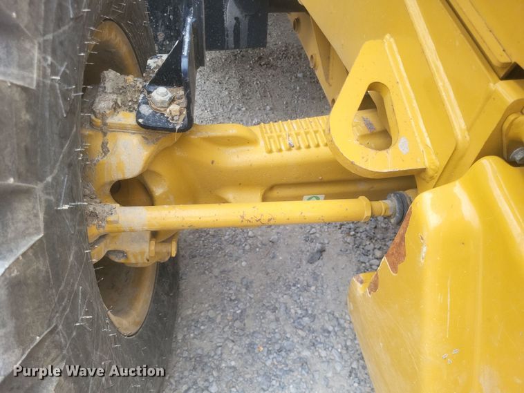 image for item DO4715 2018 Caterpillar 420F2  backhoe