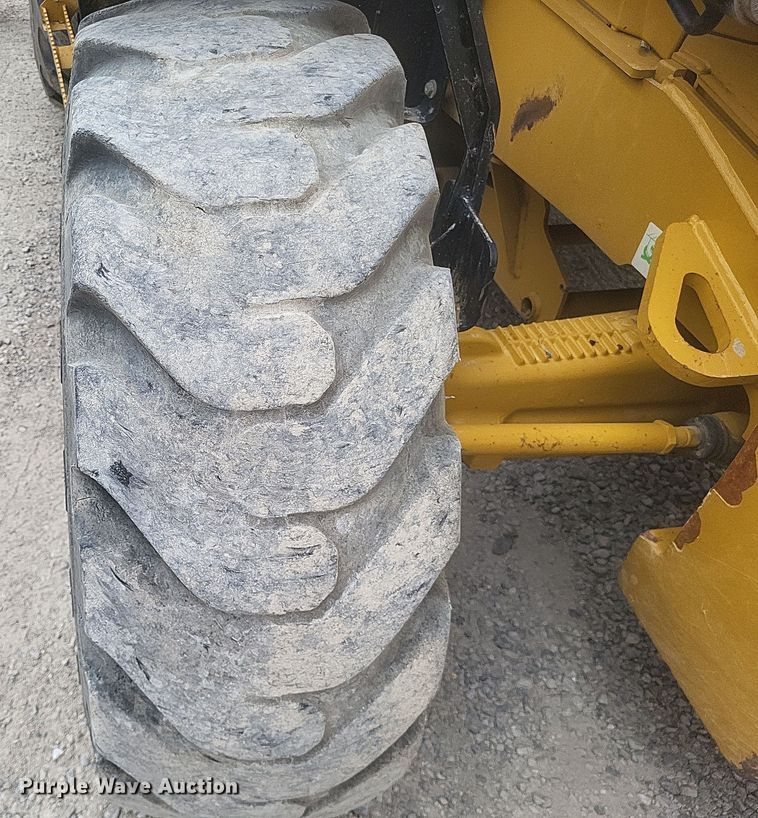 image for item DO4715 2018 Caterpillar 420F2  backhoe